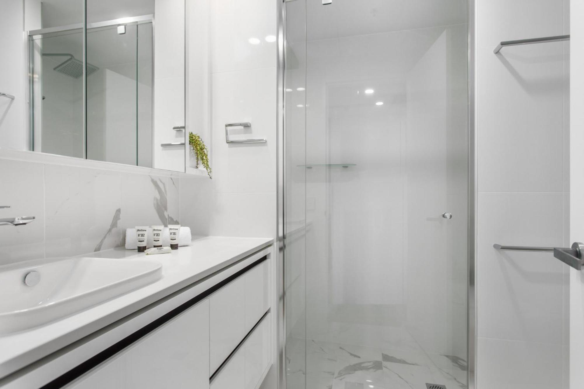 Central Canberra 2-Bed With Gym & Bbq Area Ngoại thất bức ảnh